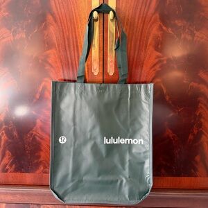 New Lululemon Large Reusable Market Shopper Tote – Rainforest Green